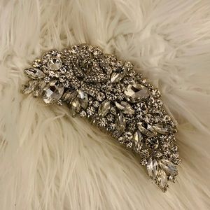 Delicate Hair Pin Accessory